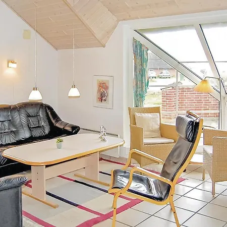 Lovely In With Kitchen Blåvand